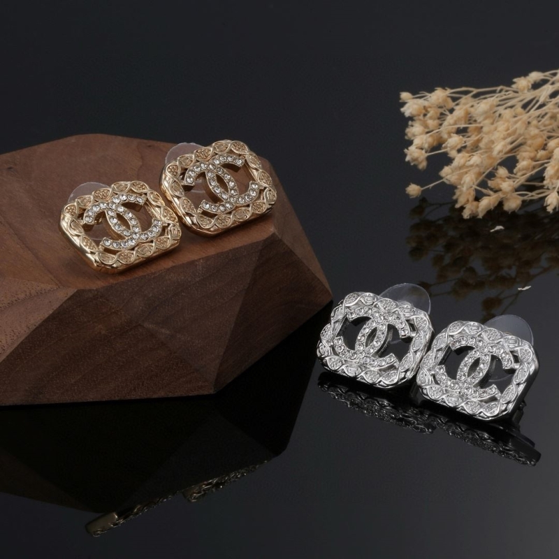 Ch**el earrings